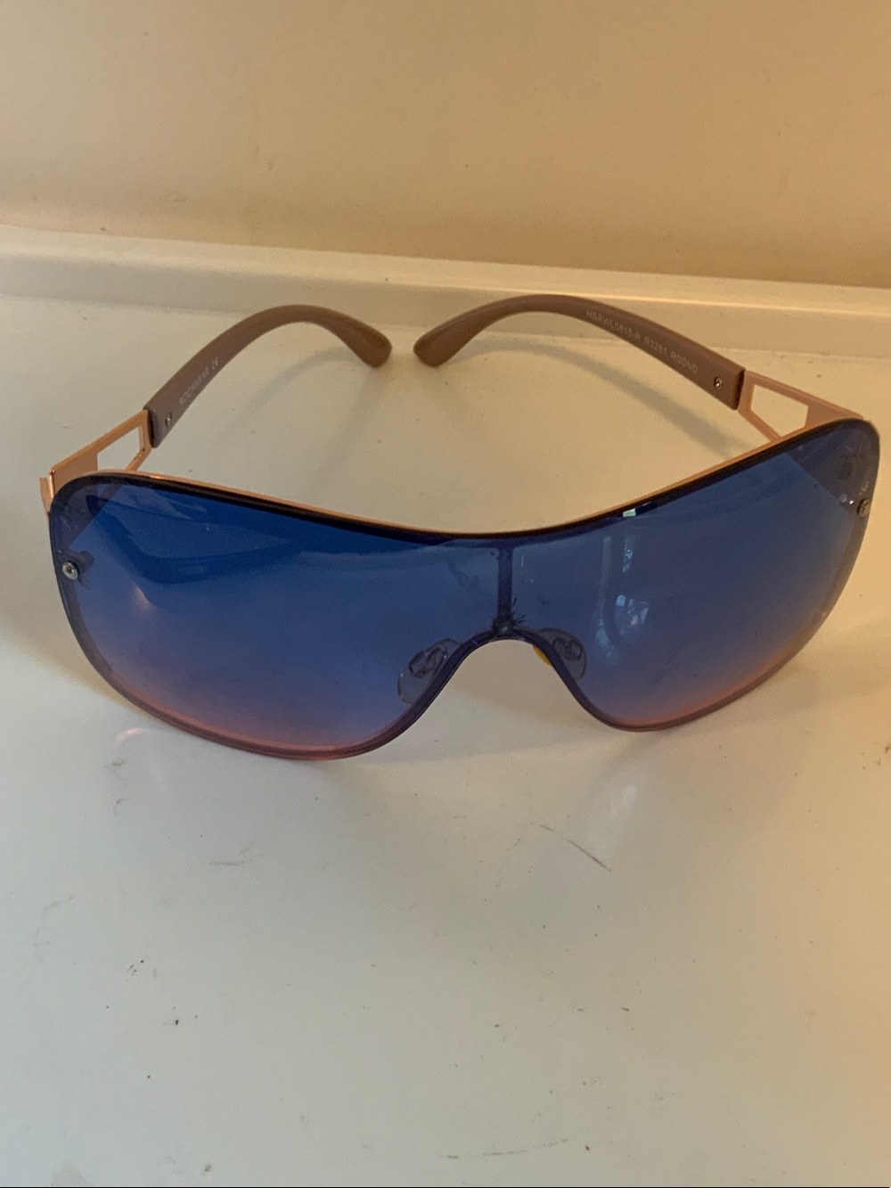 Rocawear Women’s Blue to Brown Gradient Shield Sunglasses